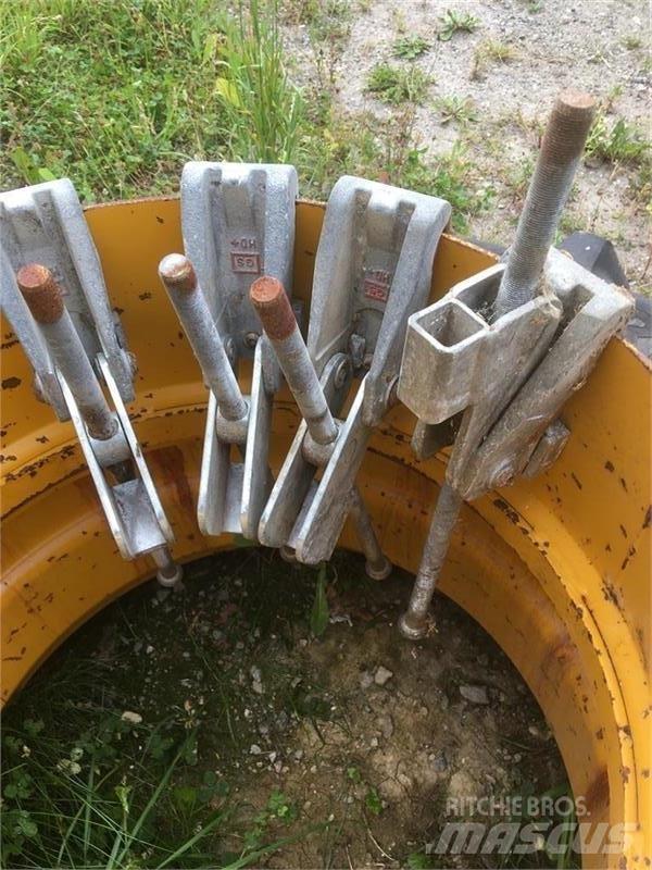 Vredestein 420/85-30 轮胎、车轮、轮圈