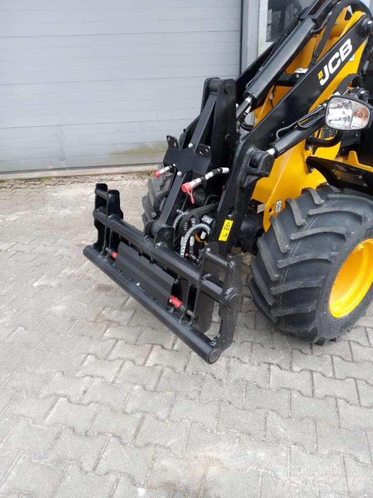 JCB 403 小型装载机
