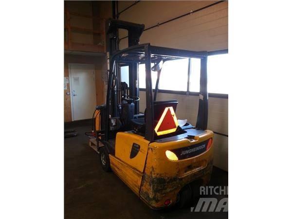 Jungheinrich EFG216K 电动叉车