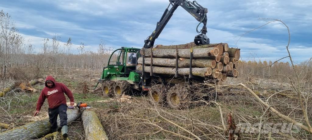 John Deere 1110 集运机