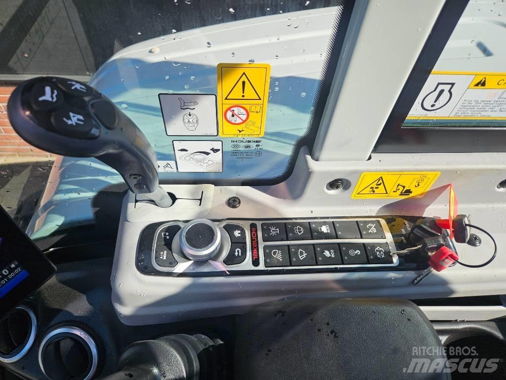 Takeuchi TB350R Demo 小型挖掘机