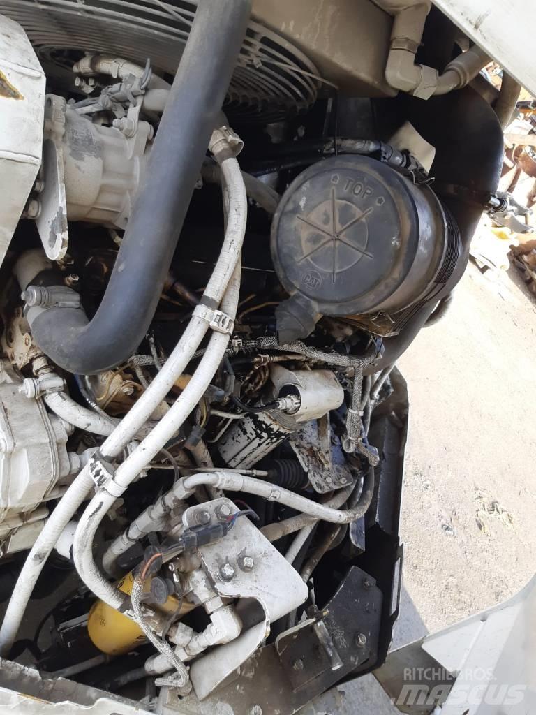 CAT CB 434 D 双轮压路机