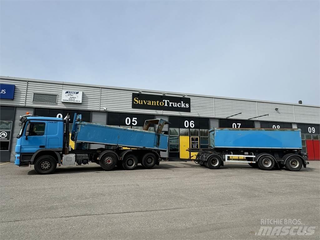 Sisu DK12M 8X4 自卸式货车