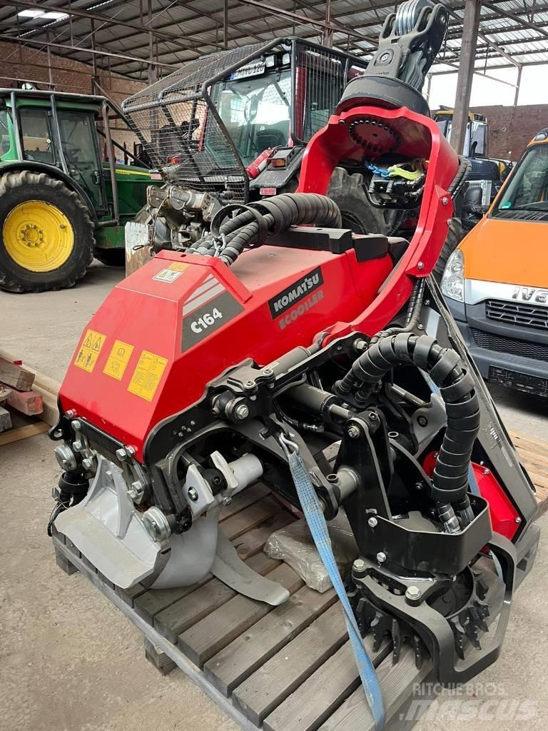 Komatsu C 164 收割机