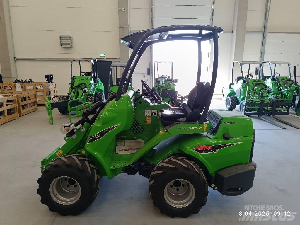 Avant 640 小型装载机