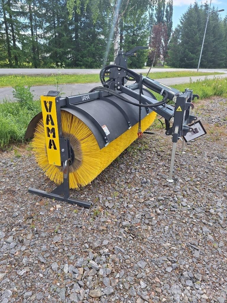Vama EHA 3000 扫地机