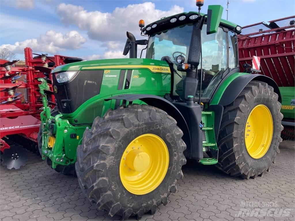 John Deere 6R250 拖拉机/农用车