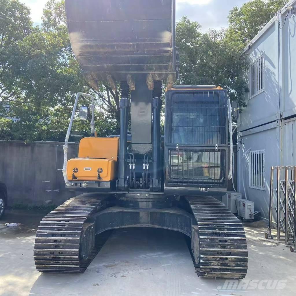 Hyundai R220LC-9S 履带挖掘机