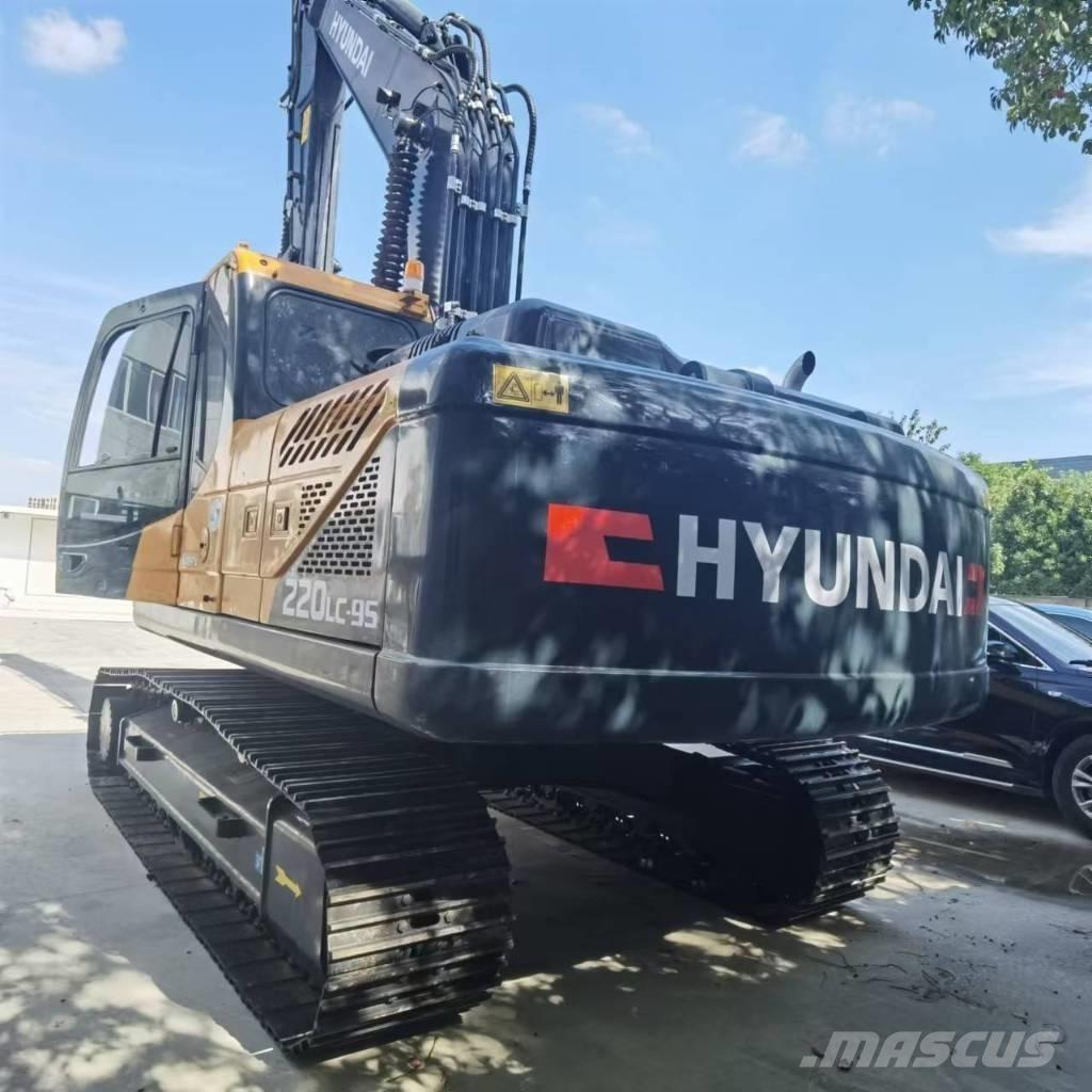 Hyundai R220LC-9S 履带挖掘机