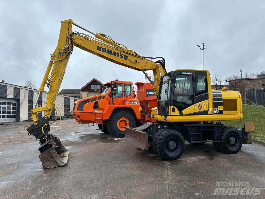 Komatsu PW160-11 轮式挖掘机