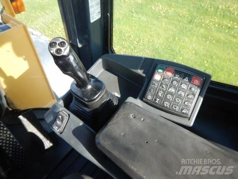 John Deere 624K 轮式装载机