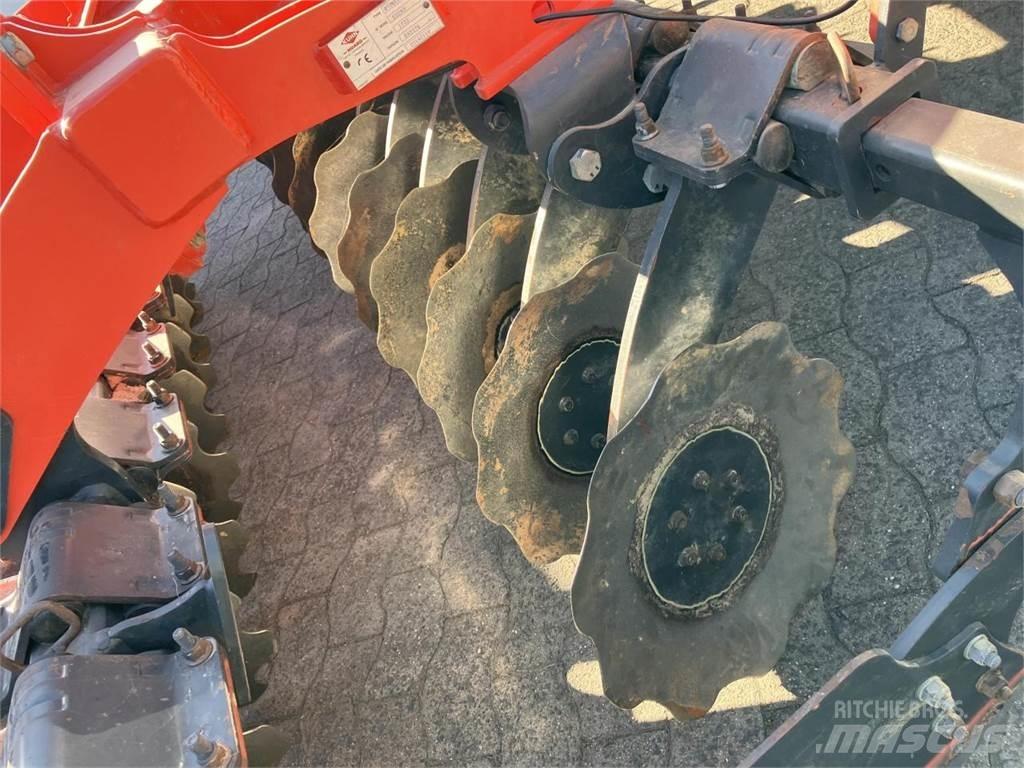 Kuhn 303 圆盘耙