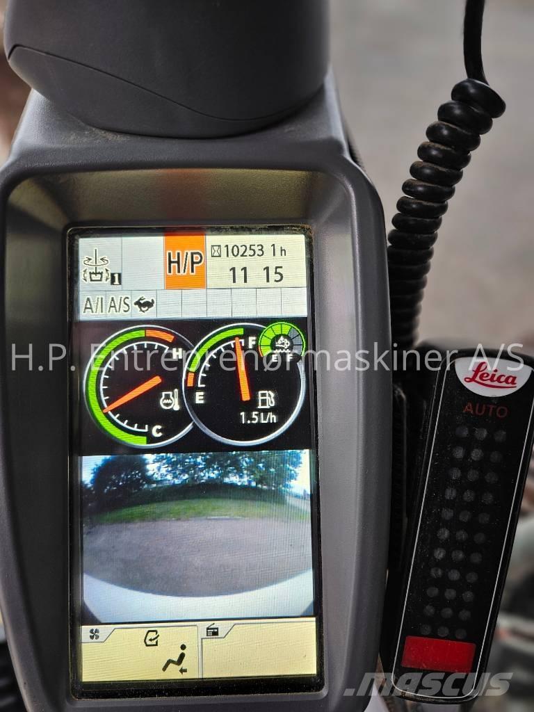 Hitachi ZX300LC-6 履带挖掘机