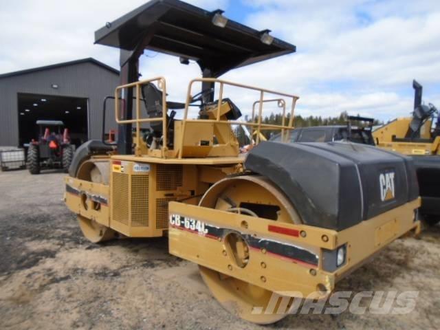 CAT CB 634 C 双轮压路机