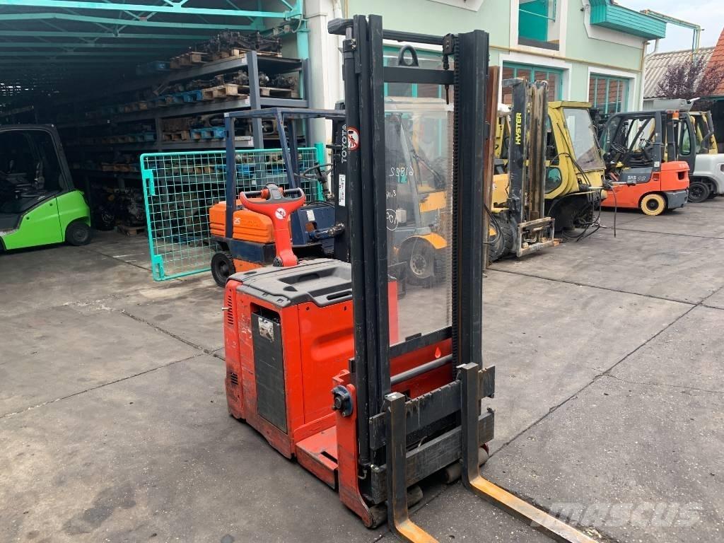 Linde L12AC V-3818 行走式堆垛机