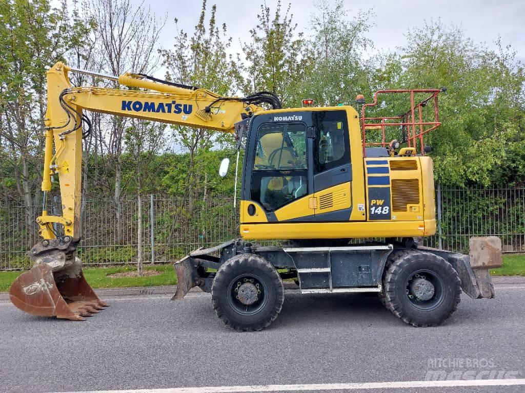 Komatsu PW148-11 轮式挖掘机