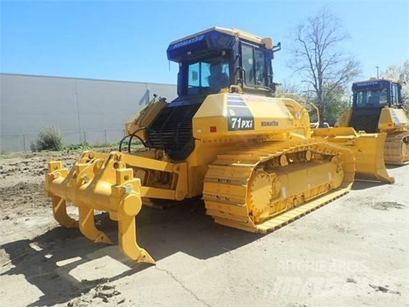 Komatsu D71PXi-24 履带式推土机