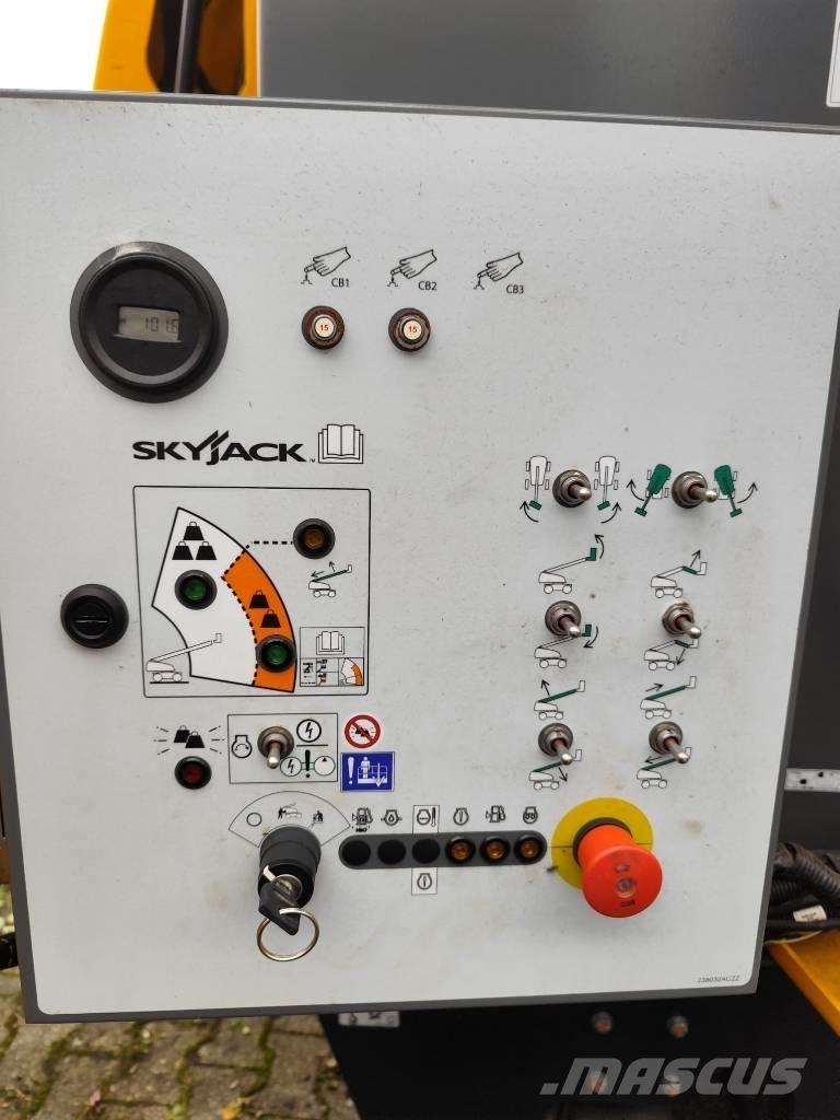 SkyJack SJ 45 T+ 直臂高空工作平台