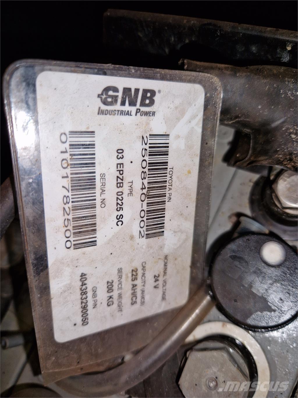 Toyota SWE200D 行走式堆垛机