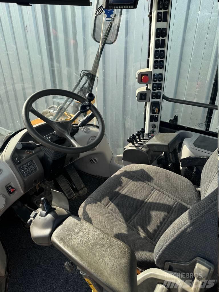 Volvo L 90 G 轮式装载机