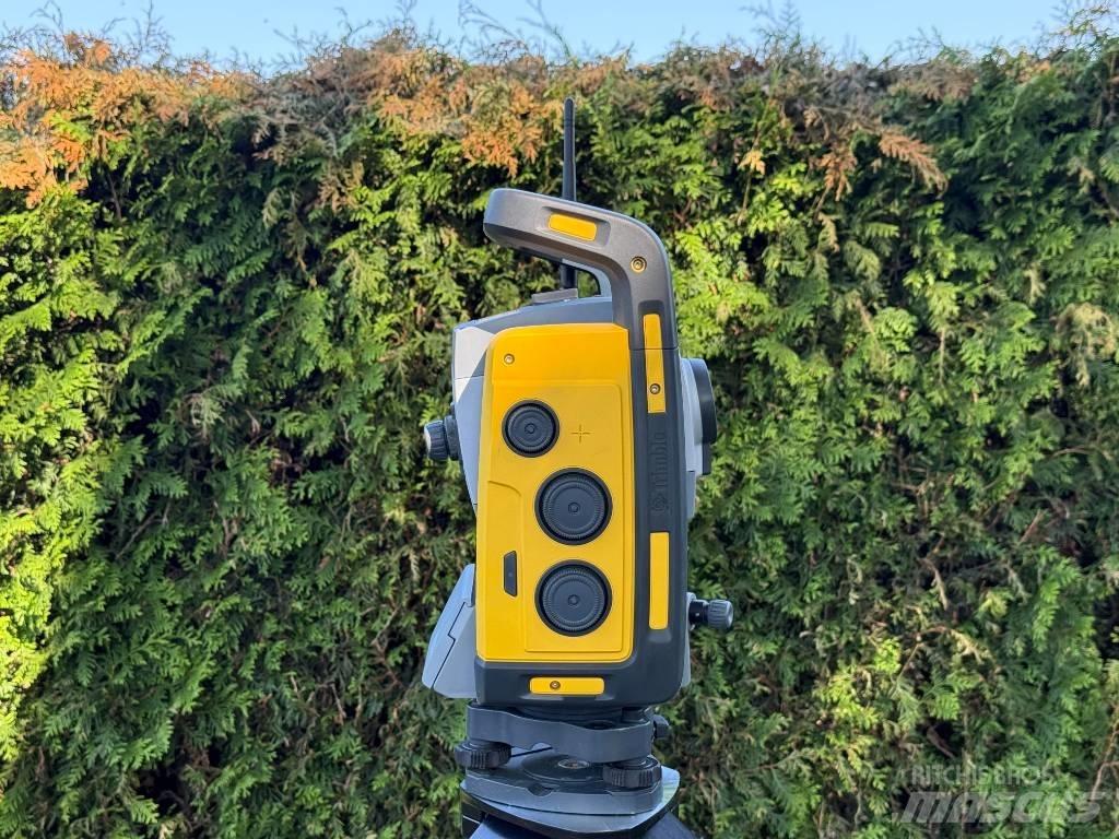 Trimble RTS573 仪器、测量及自动化设备