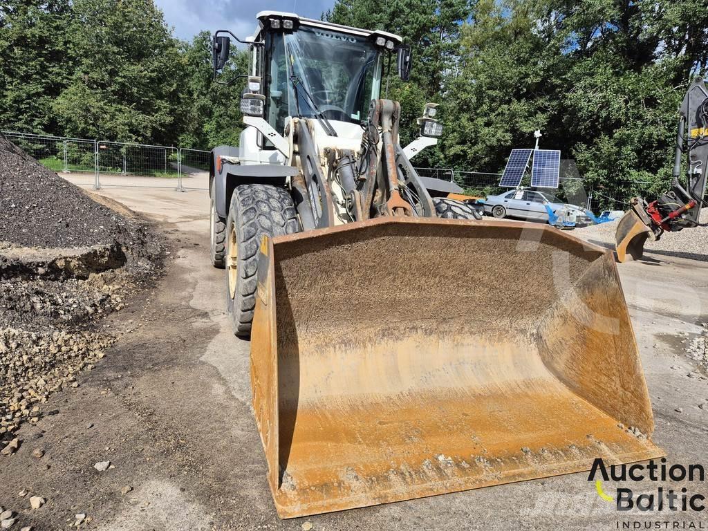 Volvo L 90 轮式装载机
