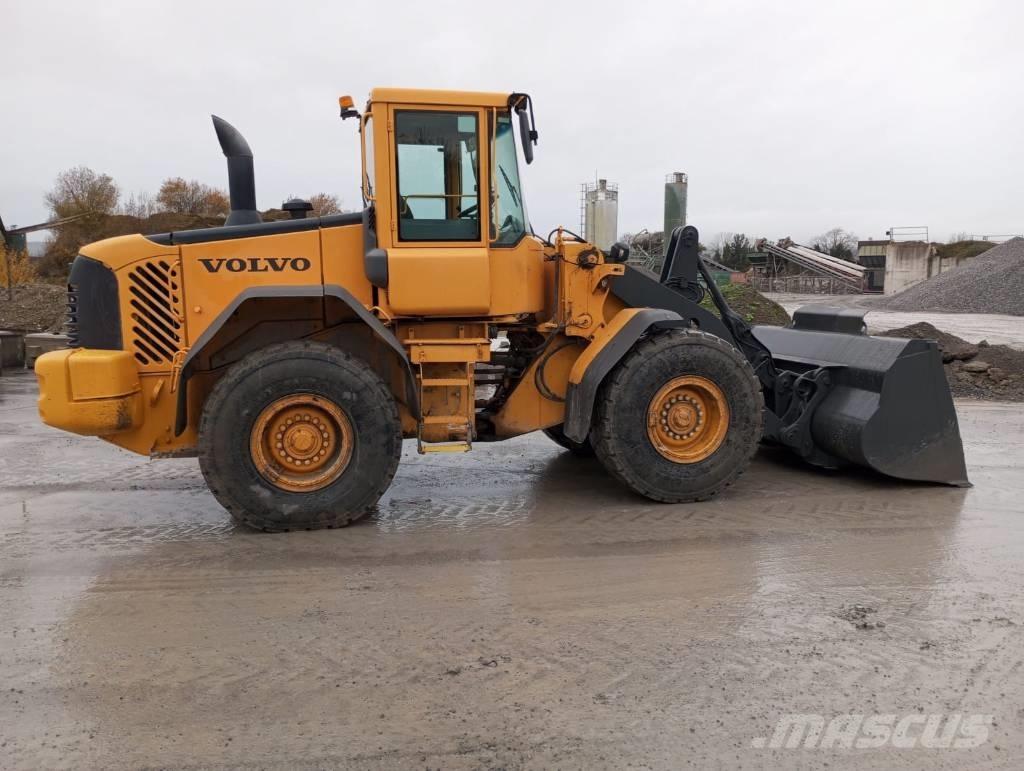 Volvo L 90 E 轮式装载机