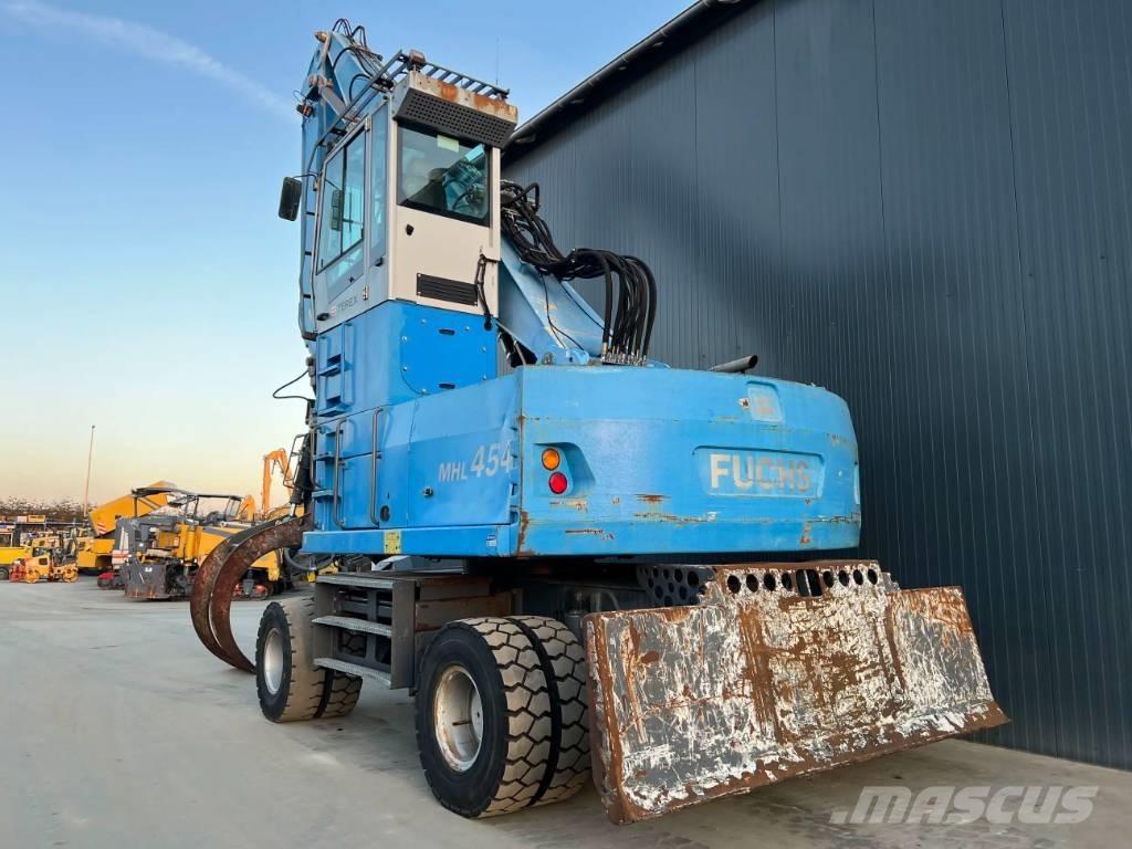 Fuchs MHL454 工业挖掘机