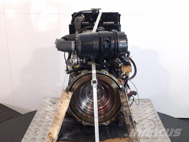 Perkins 403C-11 发动机