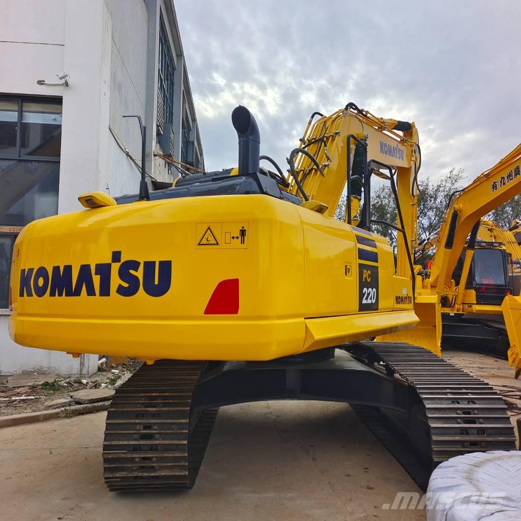 Komatsu PC 220 履带挖掘机