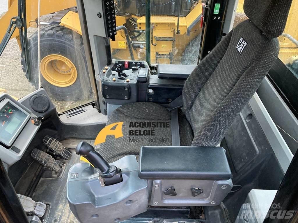 CAT 966M 轮式装载机