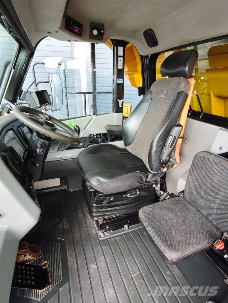 CAT 772G 刚性自卸车