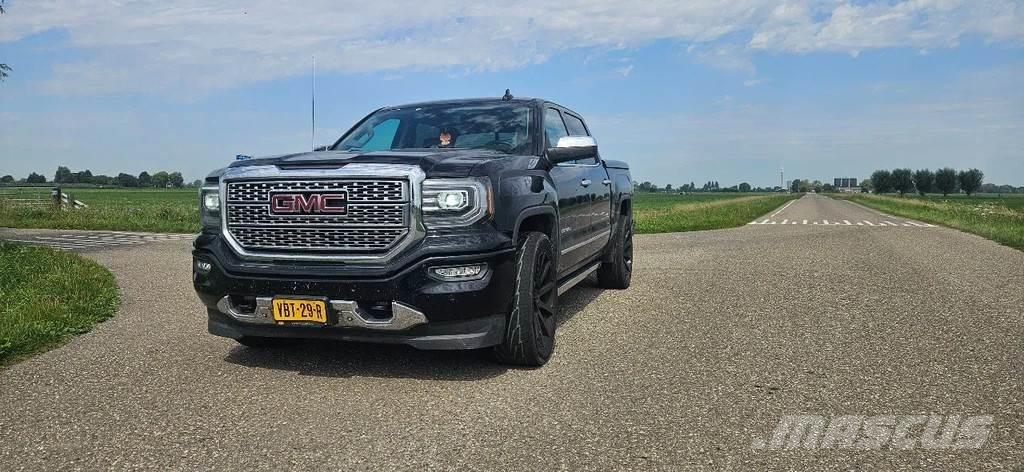 GMC Denali Sierra 汽车