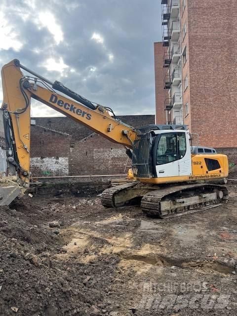 Liebherr 922 履带挖掘机