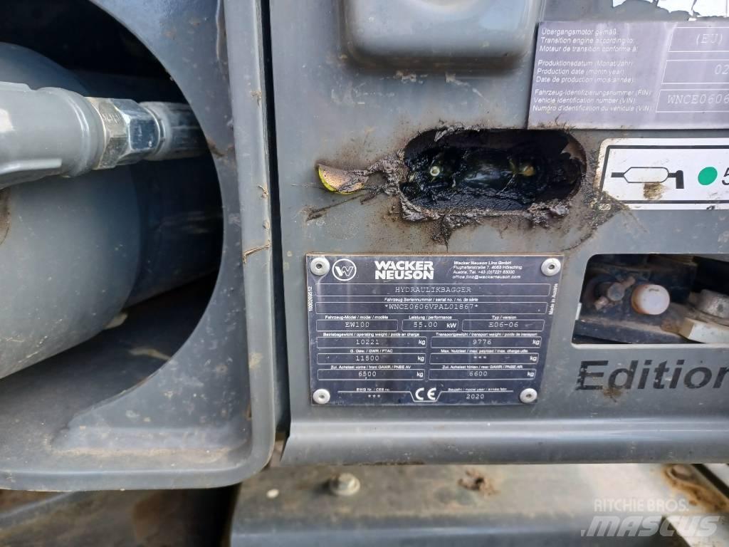 Wacker Neuson EW100 轮式挖掘机