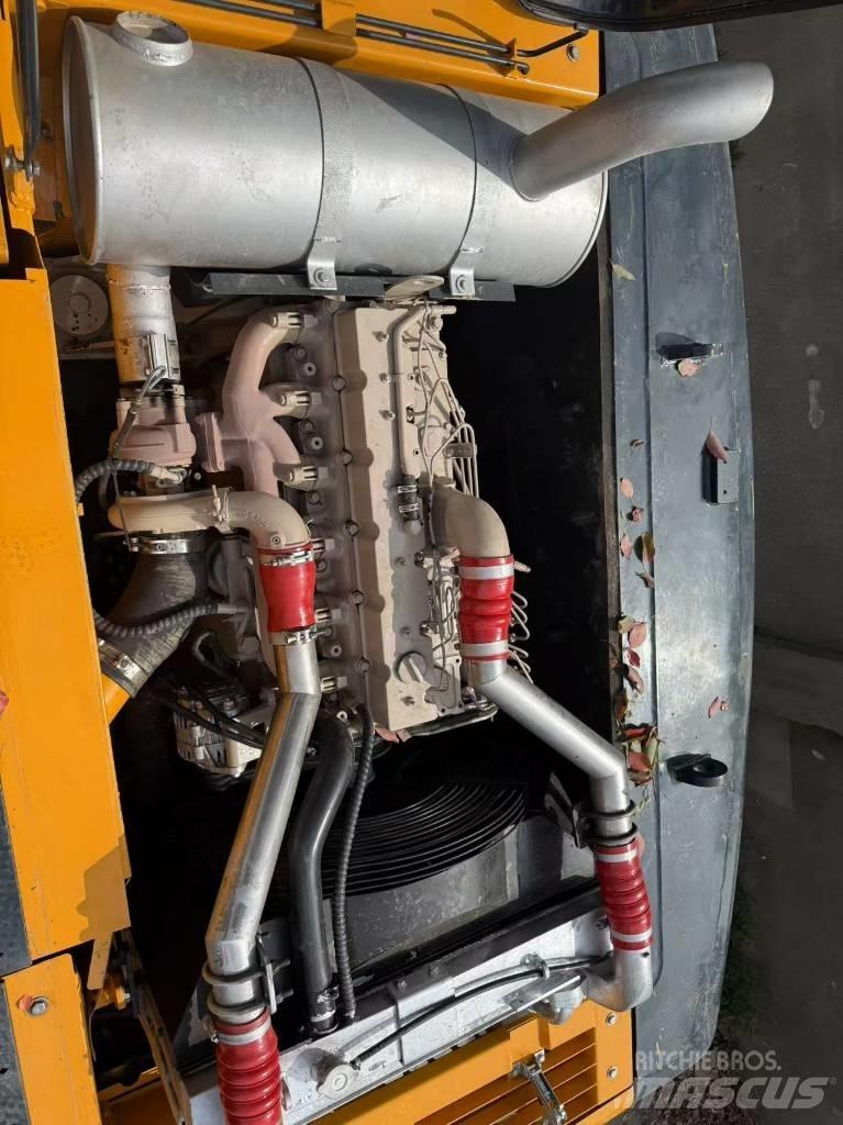 Hyundai r305lc-9t 中型挖掘机