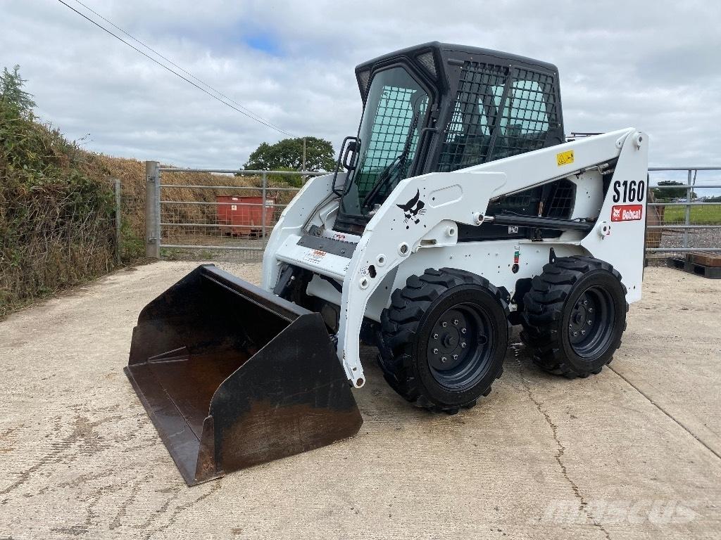Bobcat S 160 滑移装载机