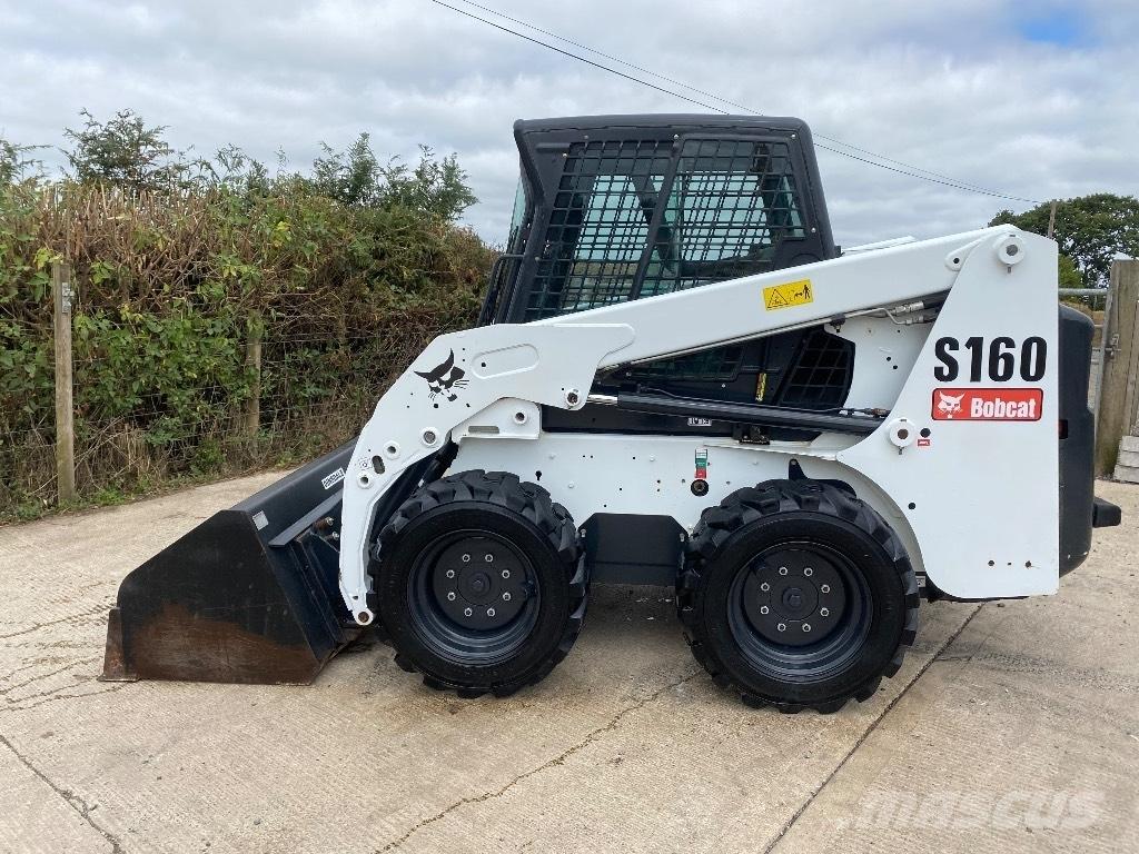 Bobcat S 160 滑移装载机
