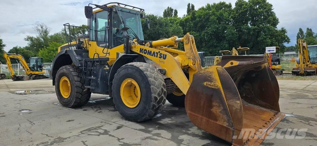 Komatsu WA380-8 轮式装载机