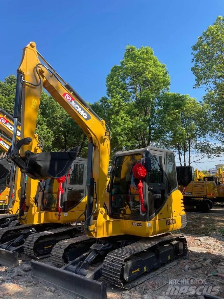 XCMG XE60A 小型挖掘机