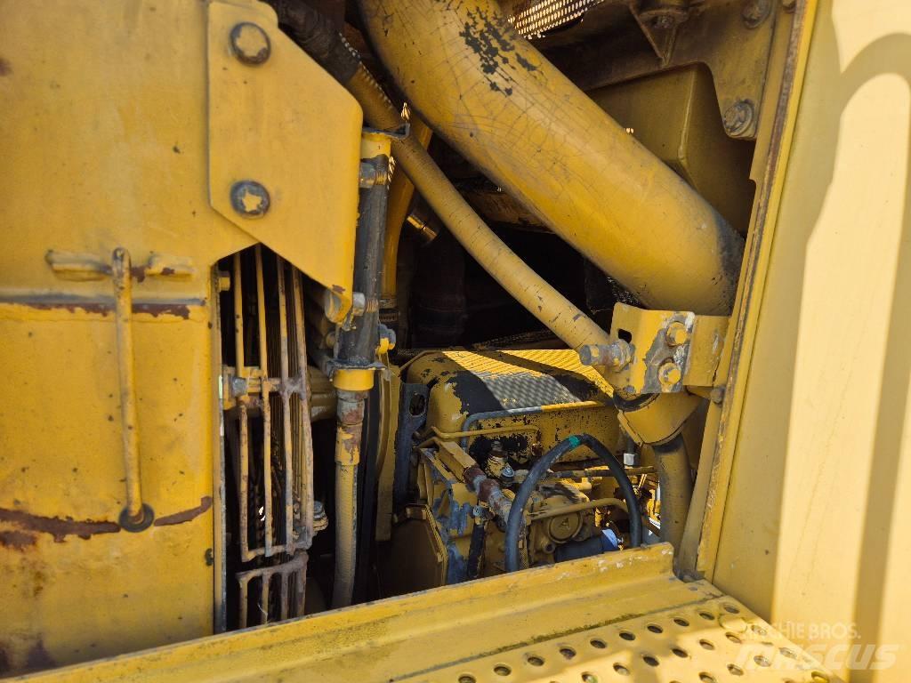 CAT 963B 履带式装载机