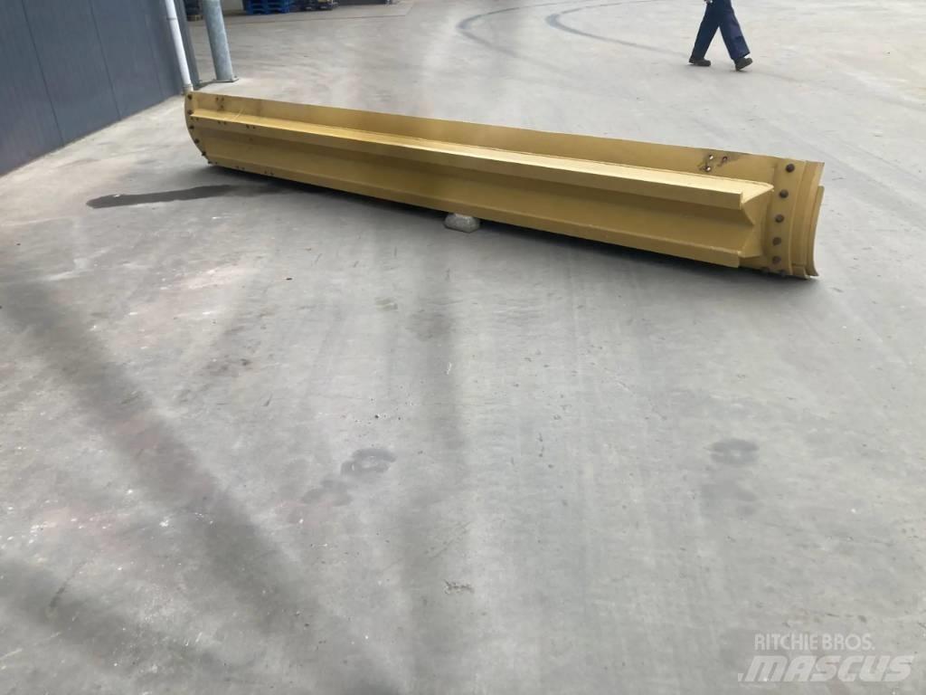 CAT 120M2 Moldboard 推铲
