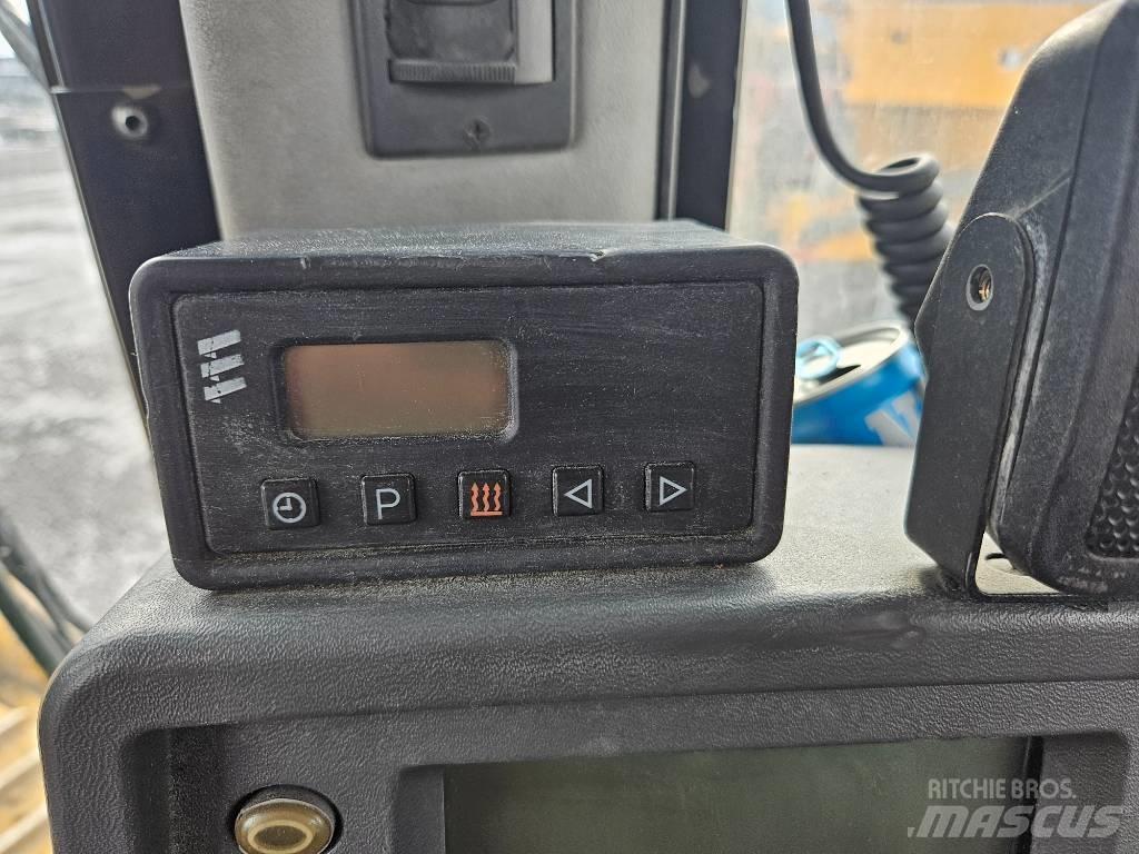 CAT D 8 T 履带式推土机