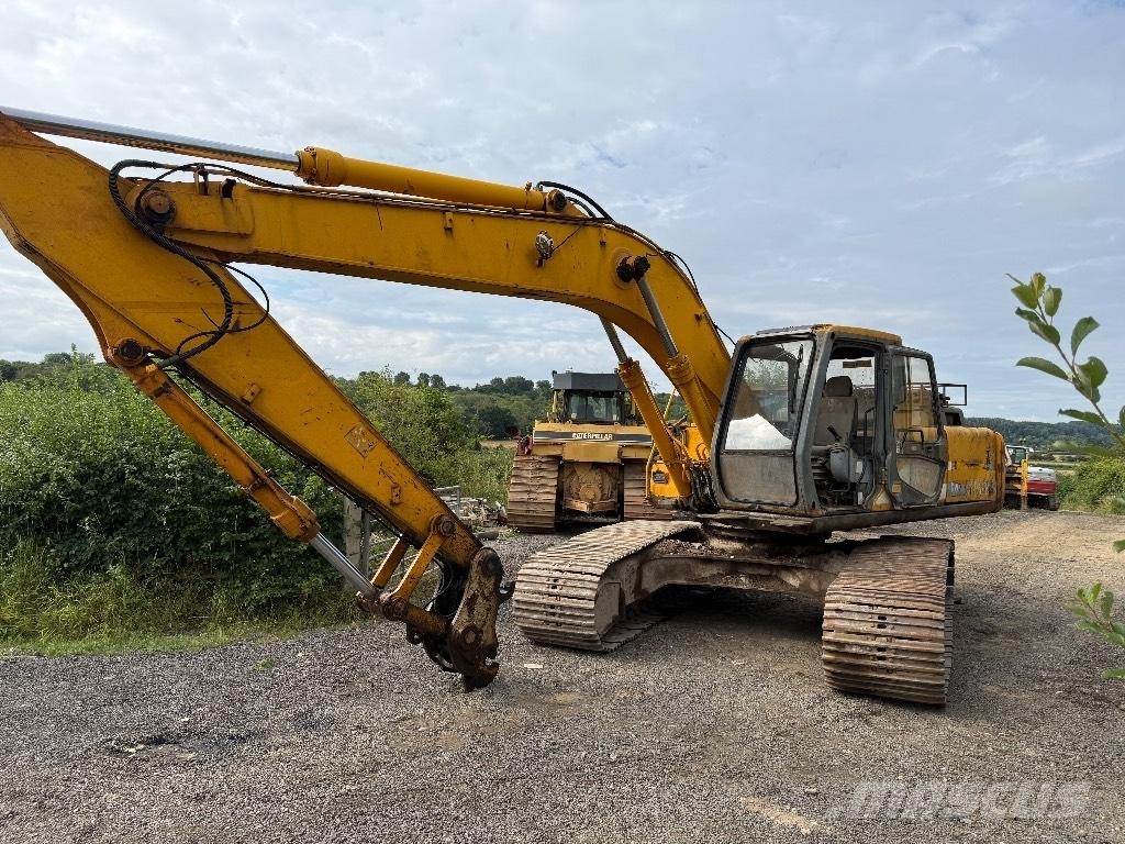 JCB JS 240 LC 履带挖掘机