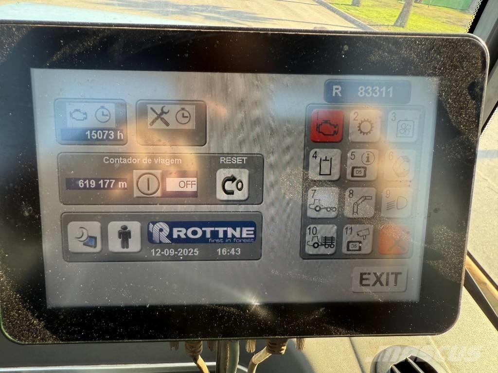 Rottne F15D 集运机