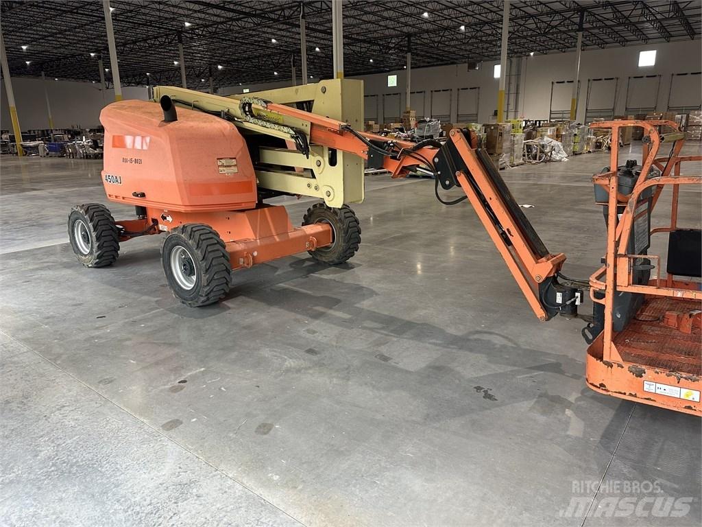 JLG 450 AJ 曲臂高空工作平台