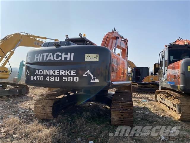 Hitachi ZX240 履带挖掘机