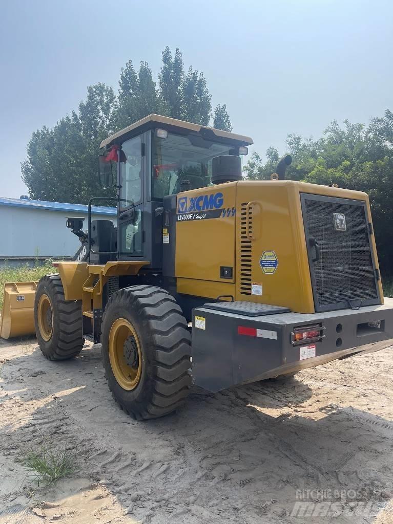XCMG LW 300 FV 轮式装载机