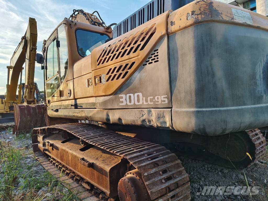 Hyundai R300LC-9S 履带挖掘机