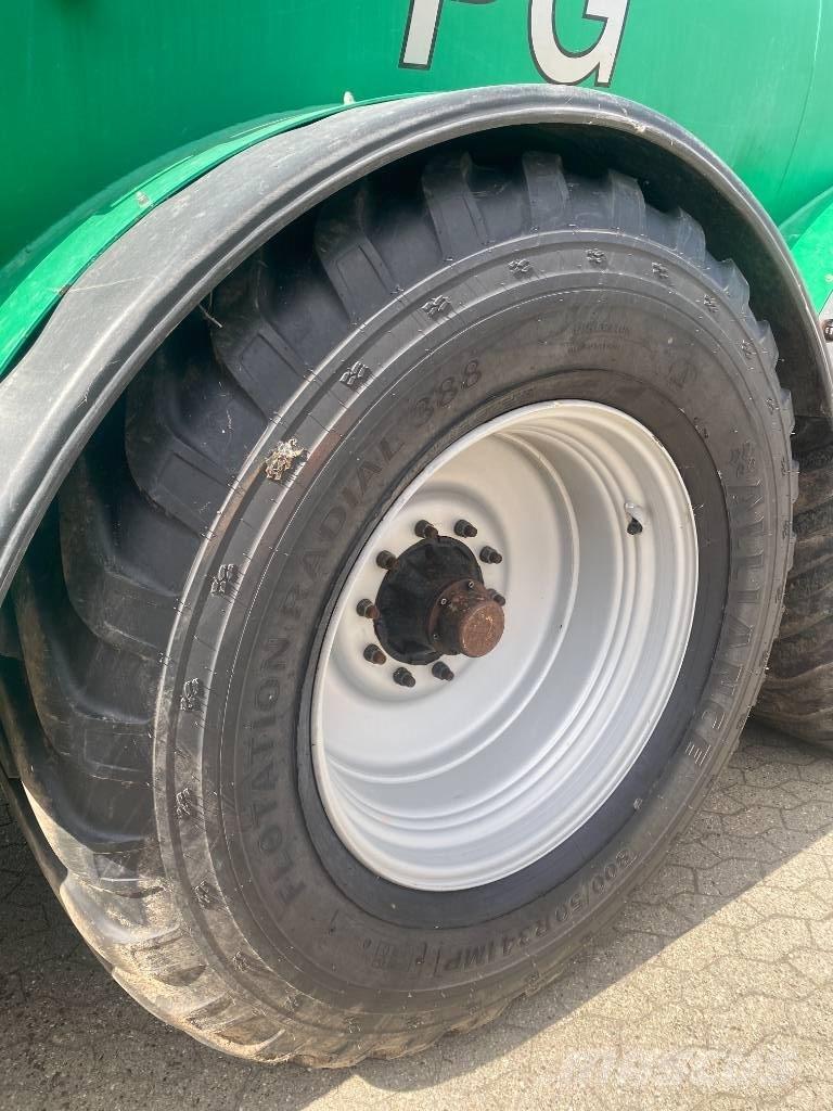 Samson PG 25 FH 水肥车